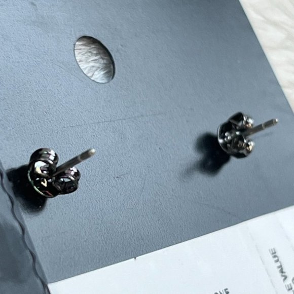 Coach Sparkling Daisy Stud Earrings - Picture 5 of 7